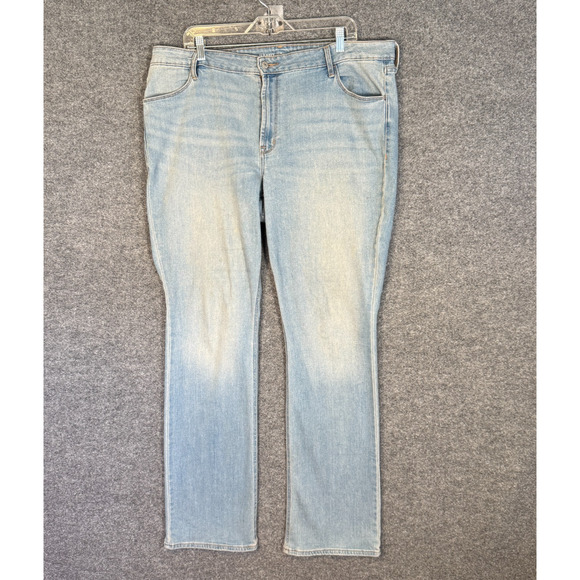 Old Navy Pants Womens 18 Tall Blue Jeans Mid Rise Wow Bootcut Light Wash Plus Sz - Picture 1 of 9